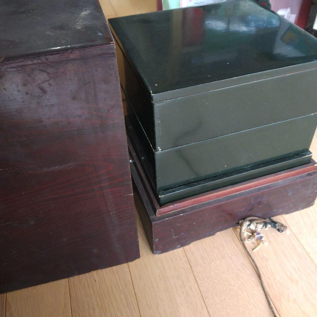 明治レトロ 骨董 お重3段です。