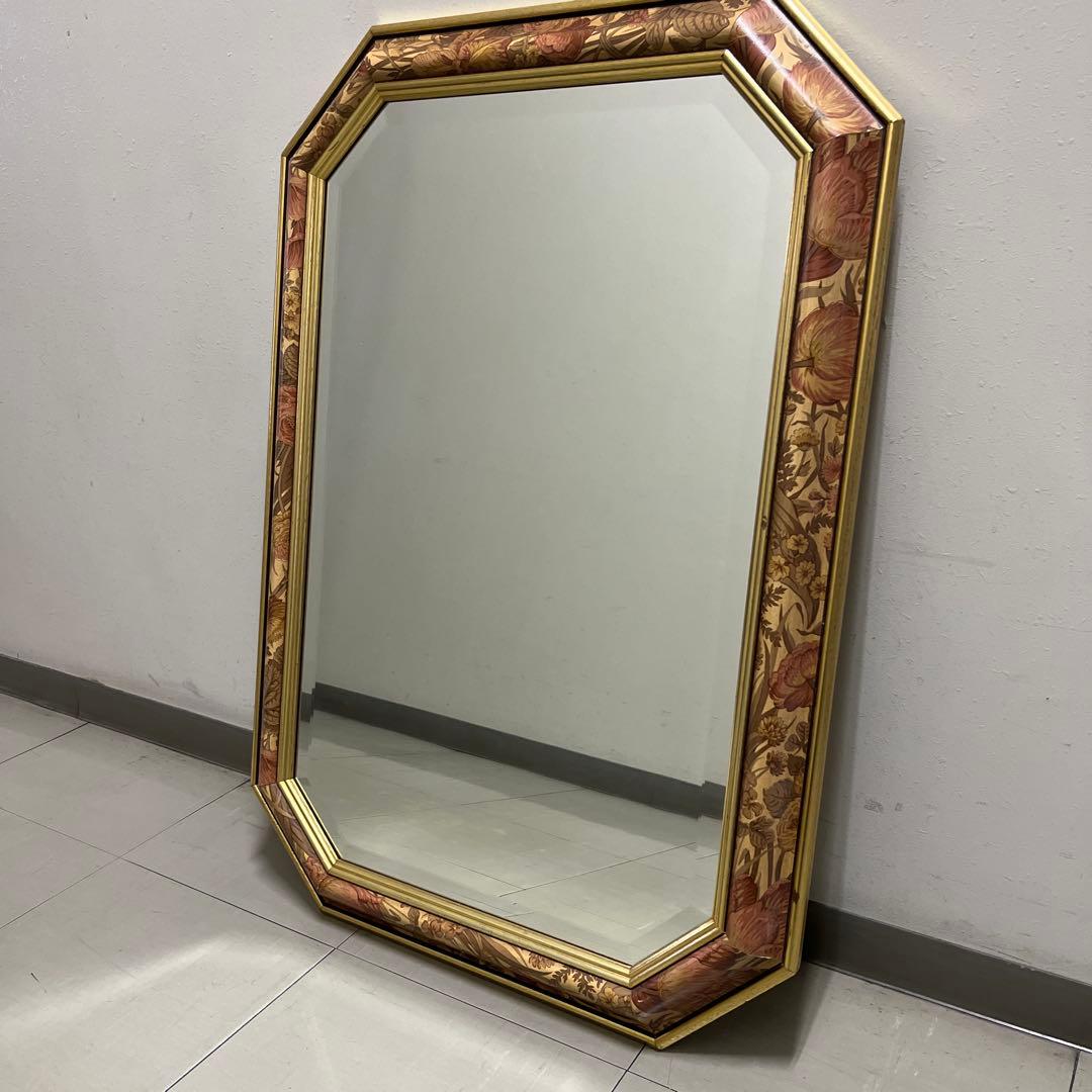 イタリア製　アンティーク　ウォール　ミラー　花柄装飾 八角形　壁掛け鏡