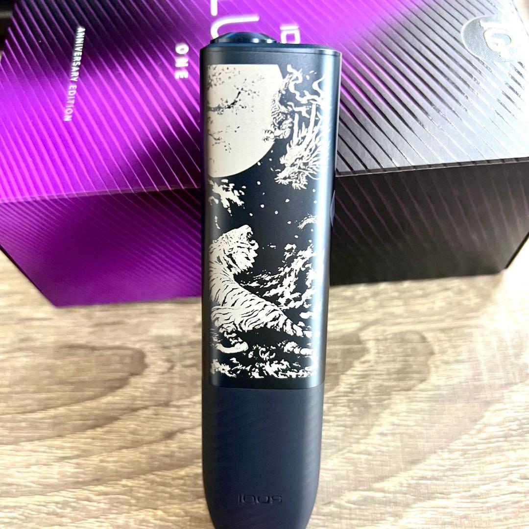 アイコス　イルマｉワン レーザー加工 虎桜 iqos iluma ｉone 黒
