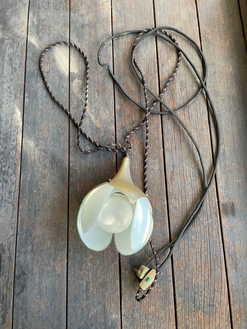 昭和レトロなペンダントライト