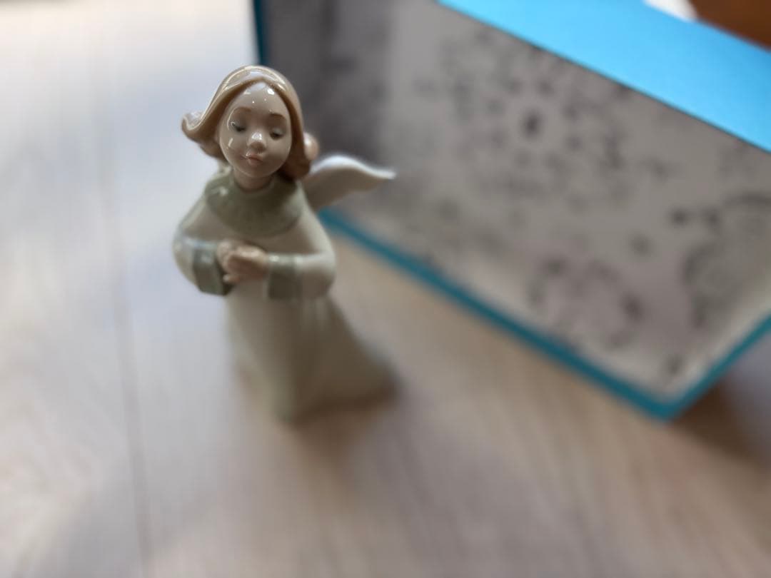リヤドロ　天使 新品 人形 置物 LLADOR 陶器製アンティーク