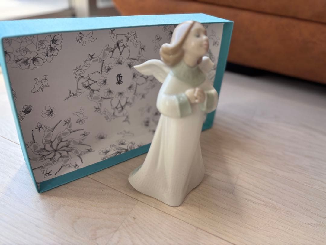 リヤドロ　天使 新品 人形 置物 LLADOR 陶器製アンティーク