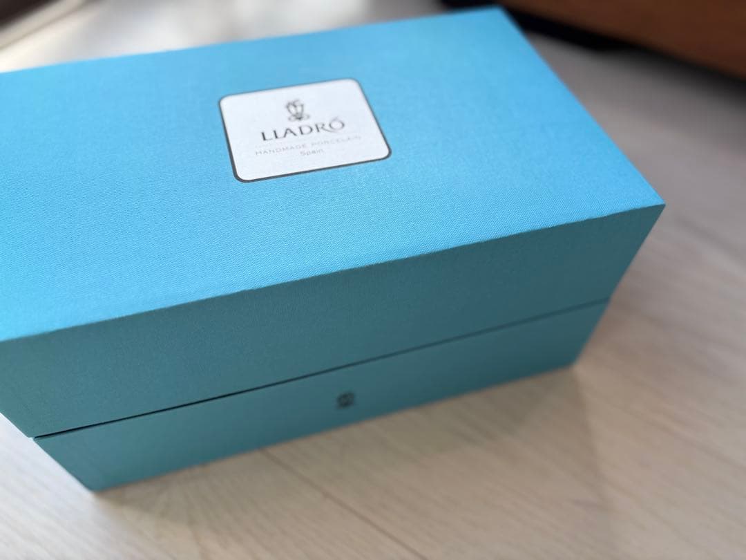 リヤドロ　天使 新品 人形 置物 LLADOR 陶器製アンティーク