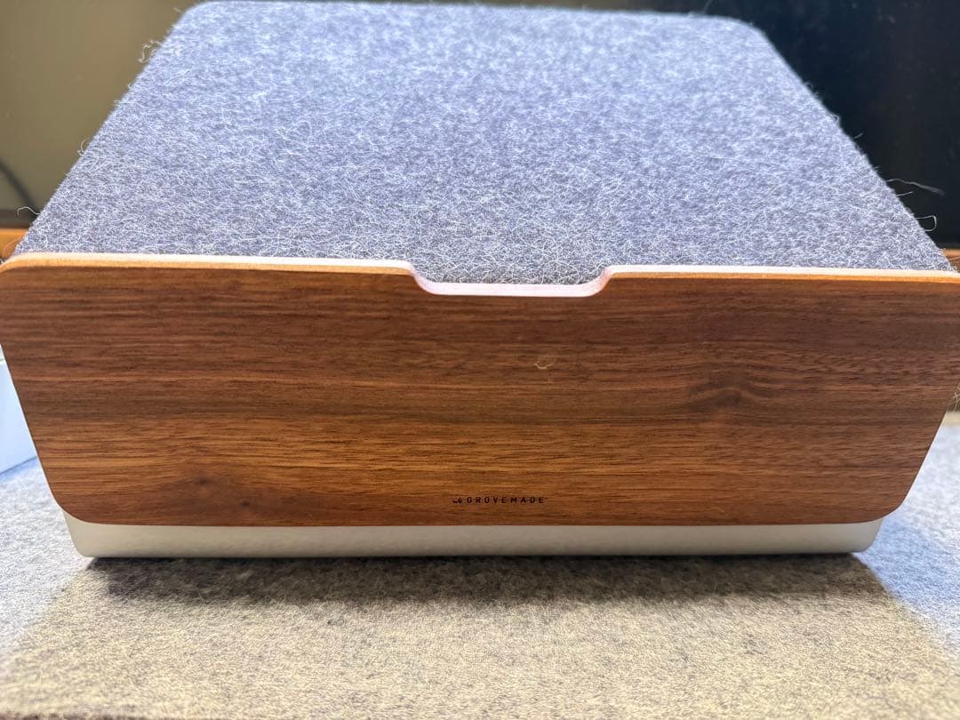 その他 Grovemade Wood Laptop Riser