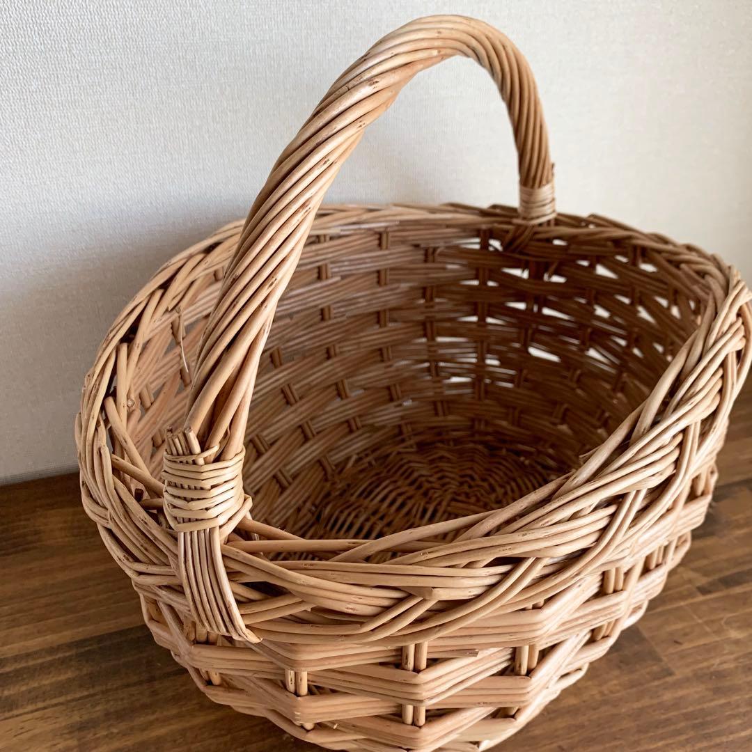 魔女ゆきんことなっております