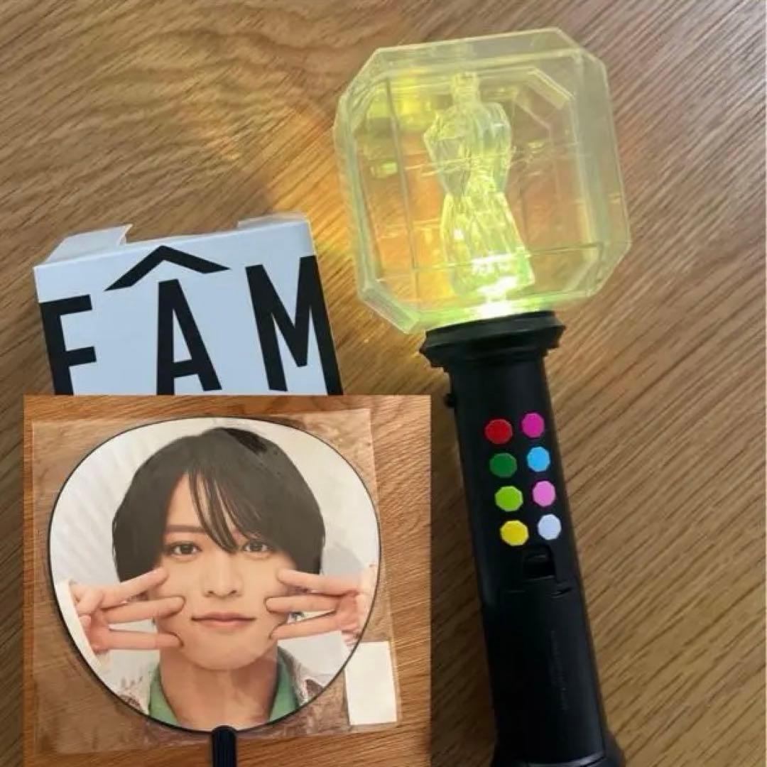 timelesz タイムレス ペンライト うちわ 猪俣周杜 - メルカリ