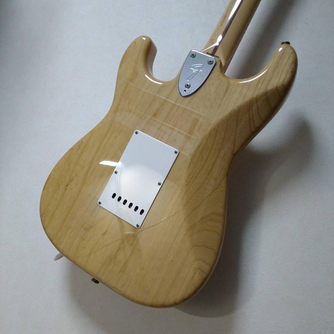 【美品】Fender Japan　ST71/ASH　ストラトキャスター