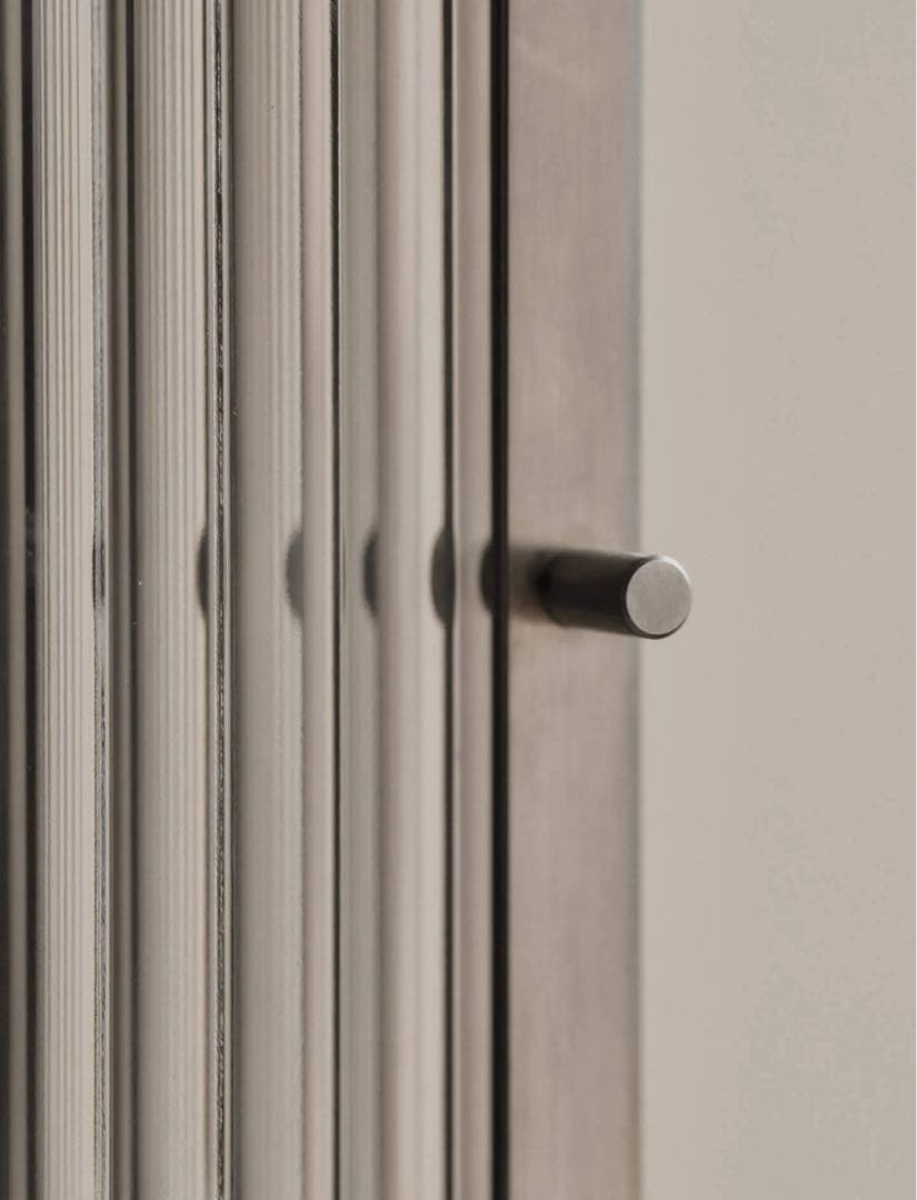 ferm living Haze wall cupboard 壁掛けシェルフ