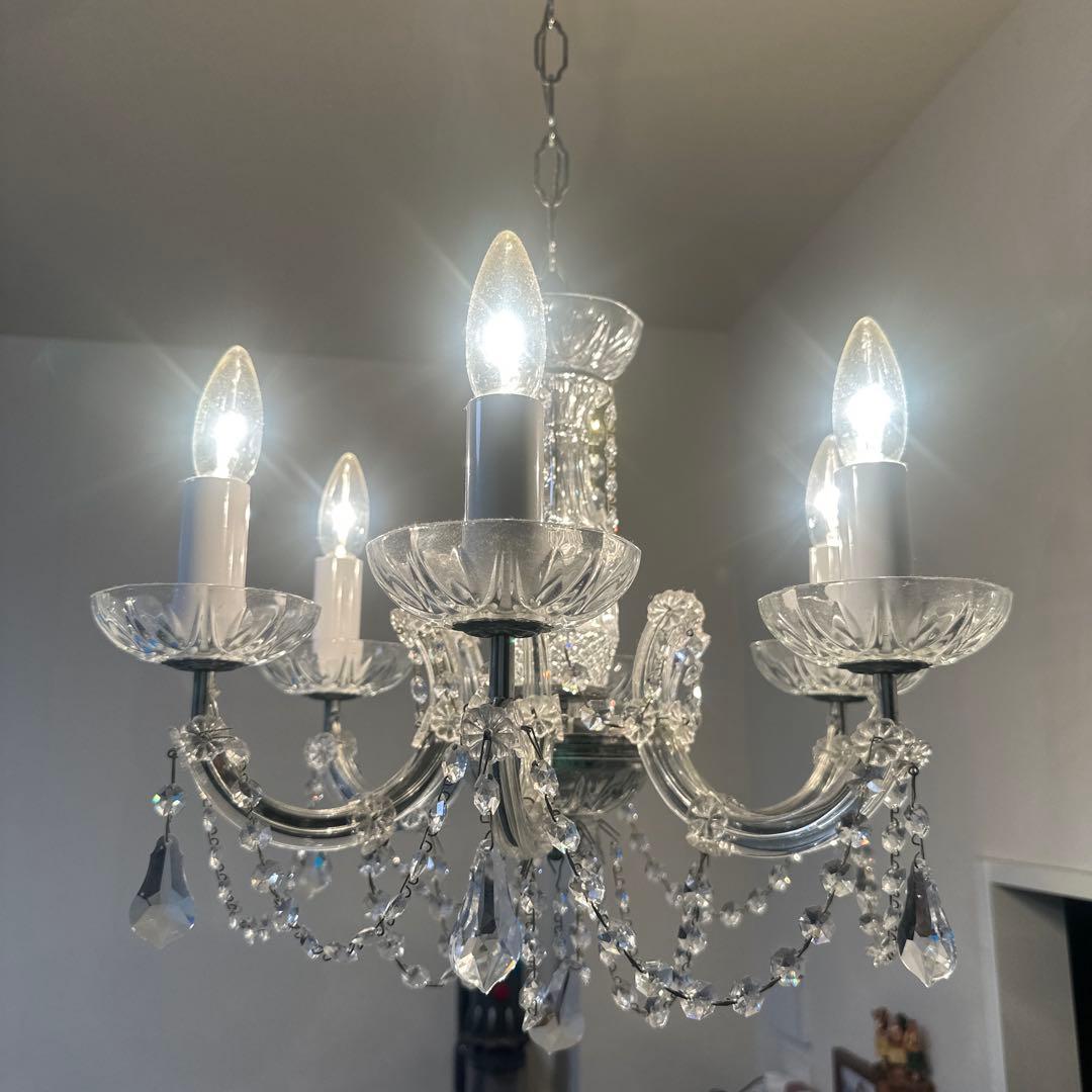 シャンデリア　約6畳用 ランプ付き　大塚家具オリジナル商品