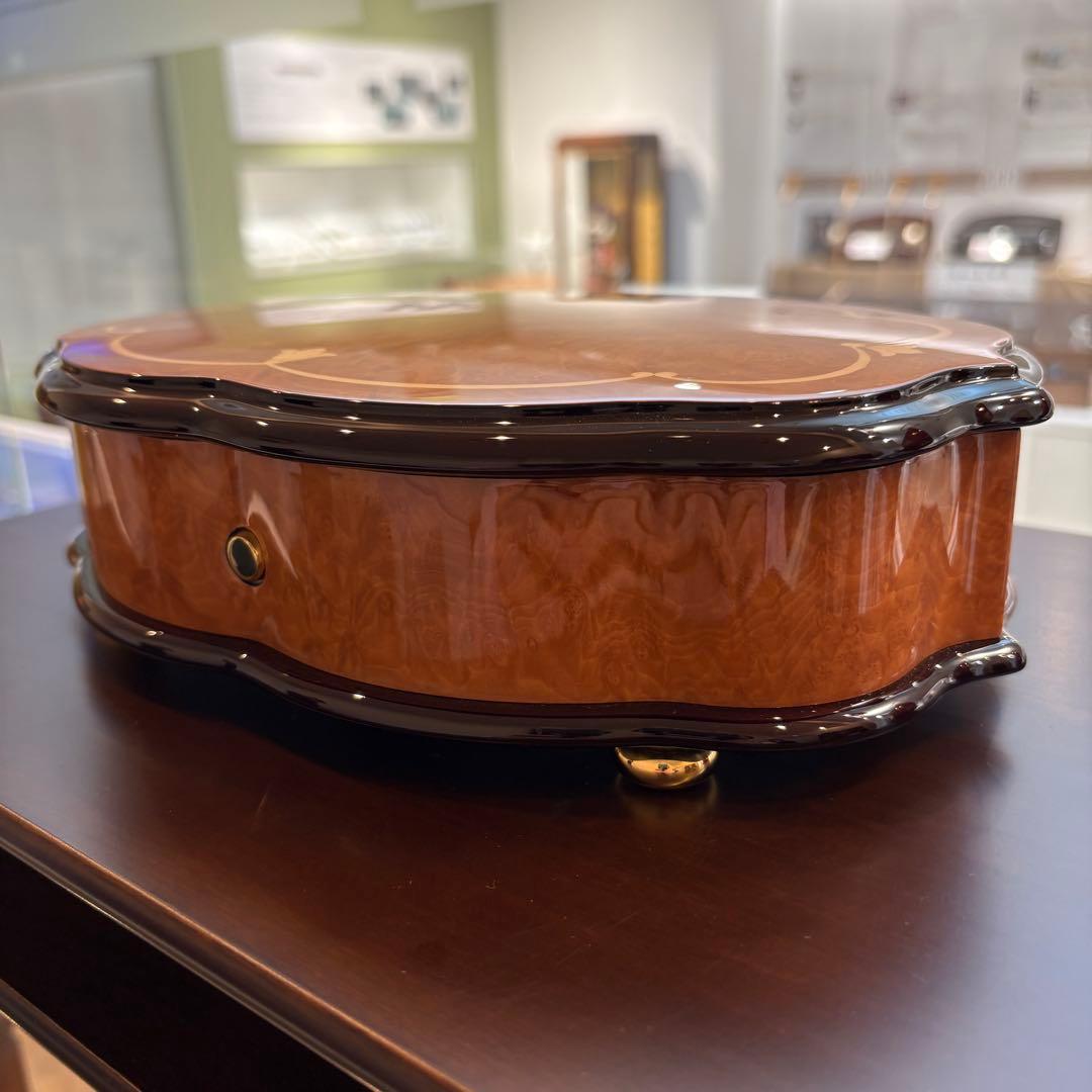 リュージュ72弁オルゴール 星に願いを リーフ型象篏細工Fleur de Lys