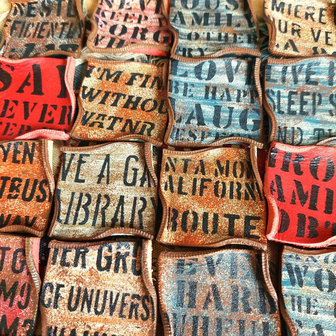 ☆専用☆4×4㎝ 3×3㎝☆2セット 革タグ デニムリメイク デニムチャーム