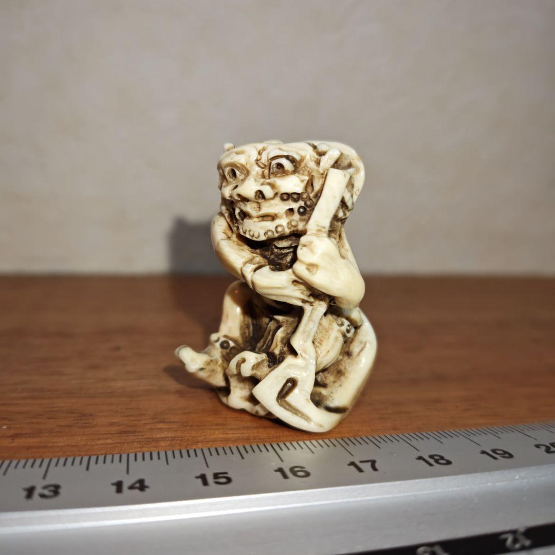 時代提物 神像根付 天然素材 在銘【風神雷神】高さ約4.4cm 重19ｇ 厄除け