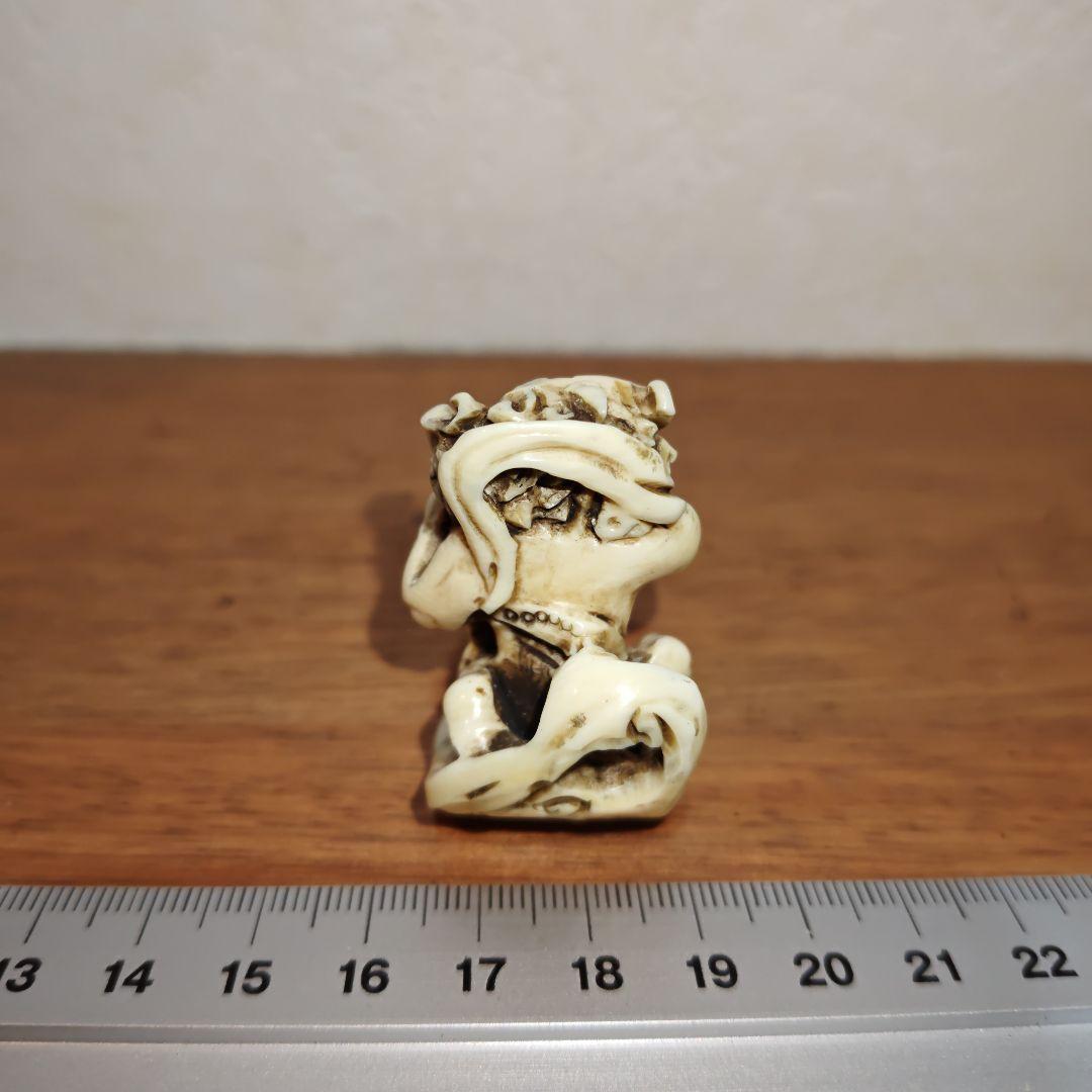 時代提物 神像根付 天然素材 在銘【風神雷神】高さ約4.4cm 重19ｇ 厄除け