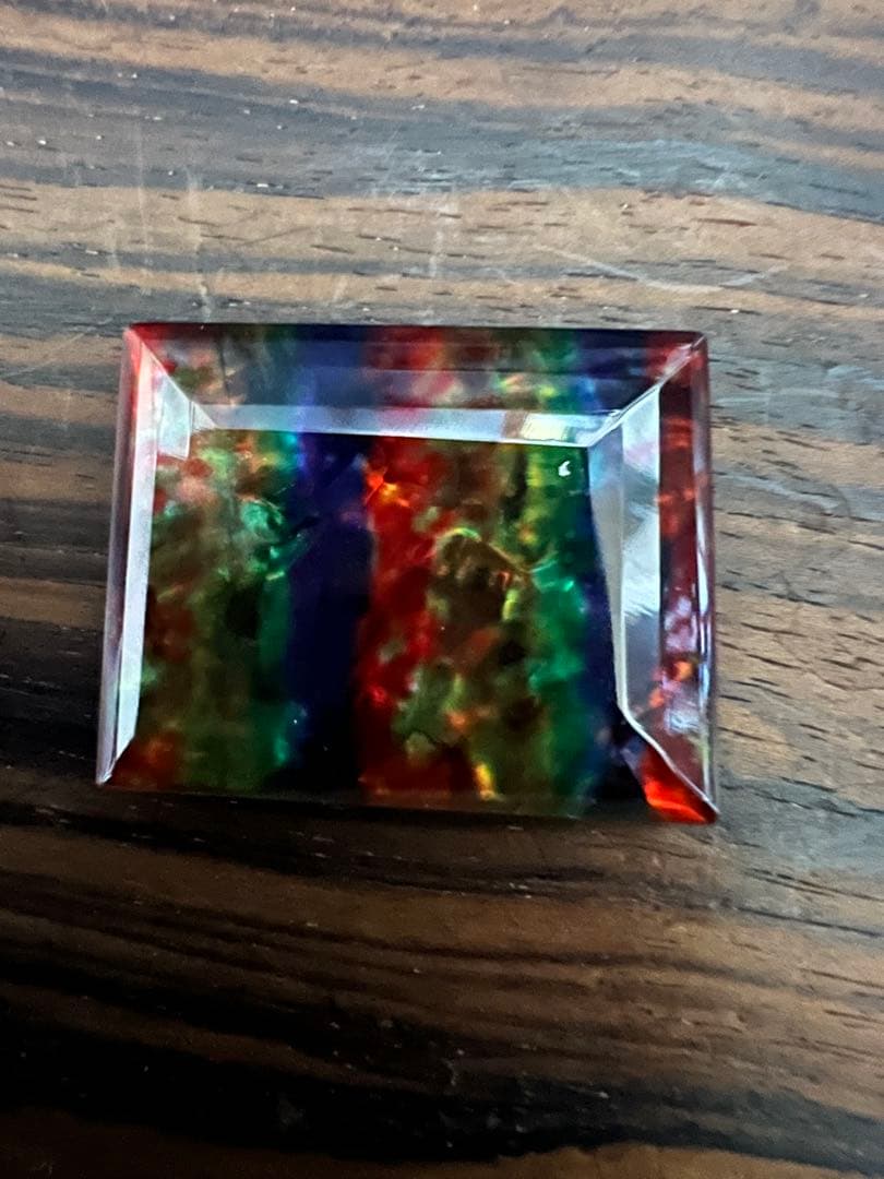 アンモライトルース