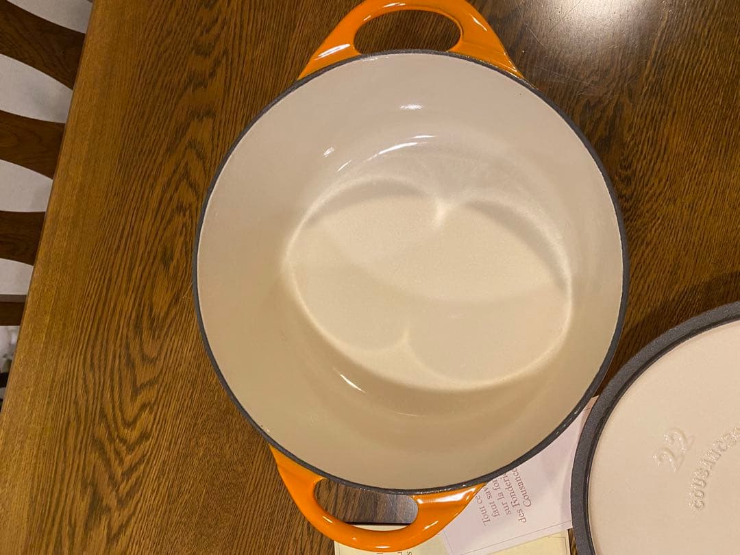 クーザンス ル・クルーゼの前身の稀少品 フランス製 22cm鍋 希少