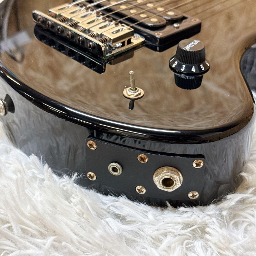 2022年製 FERNANDES ZO-3 ブラック アンプ内蔵 宴会で大活躍！