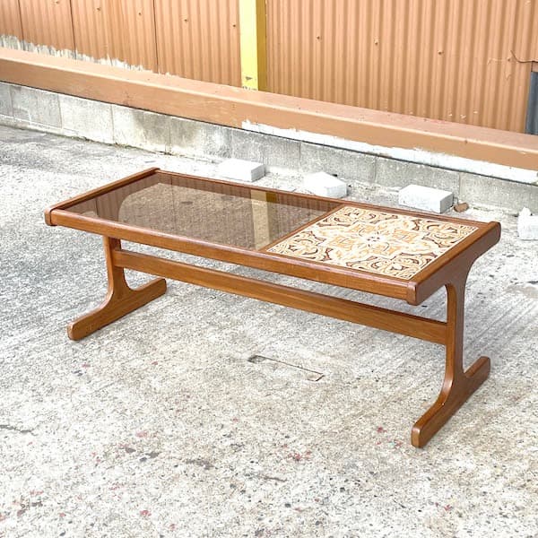 関西限定　送料別　ジープラン　ガラスコーヒーテーブル　タイルトップローテーブル2