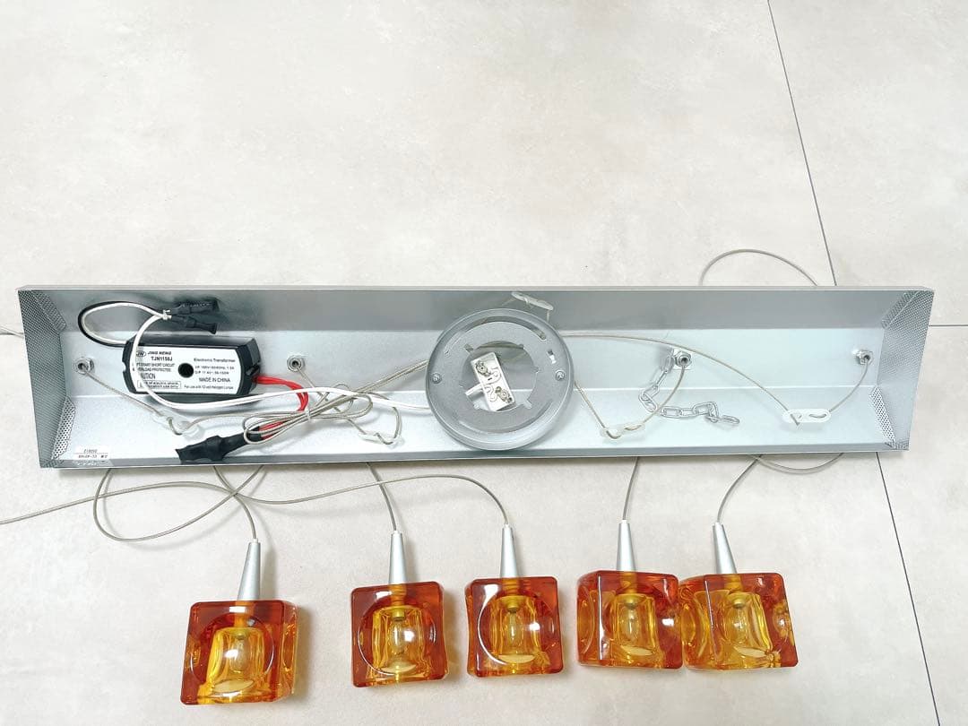 キシマ ガラスキューブ ペンダントライトKishima Amberアンバー色５灯