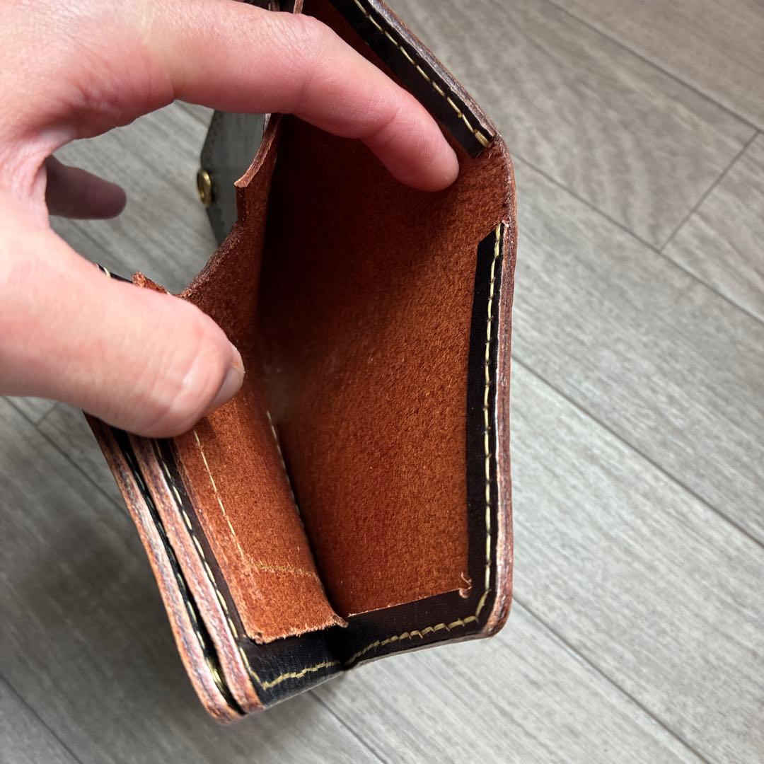 【茶芯ブラック】トラッカーウォレット　ミドル　真鍮　お札を折らずに収納