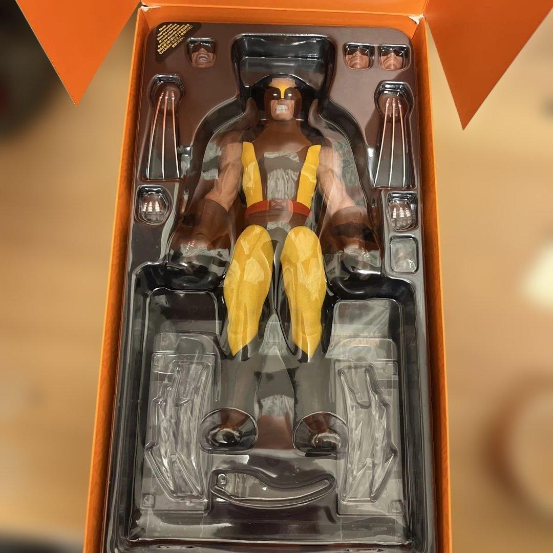 炎スタジオ 1/6 ウルヴァリン (ブラウンスーツ) ホットトイズ - メルカリ