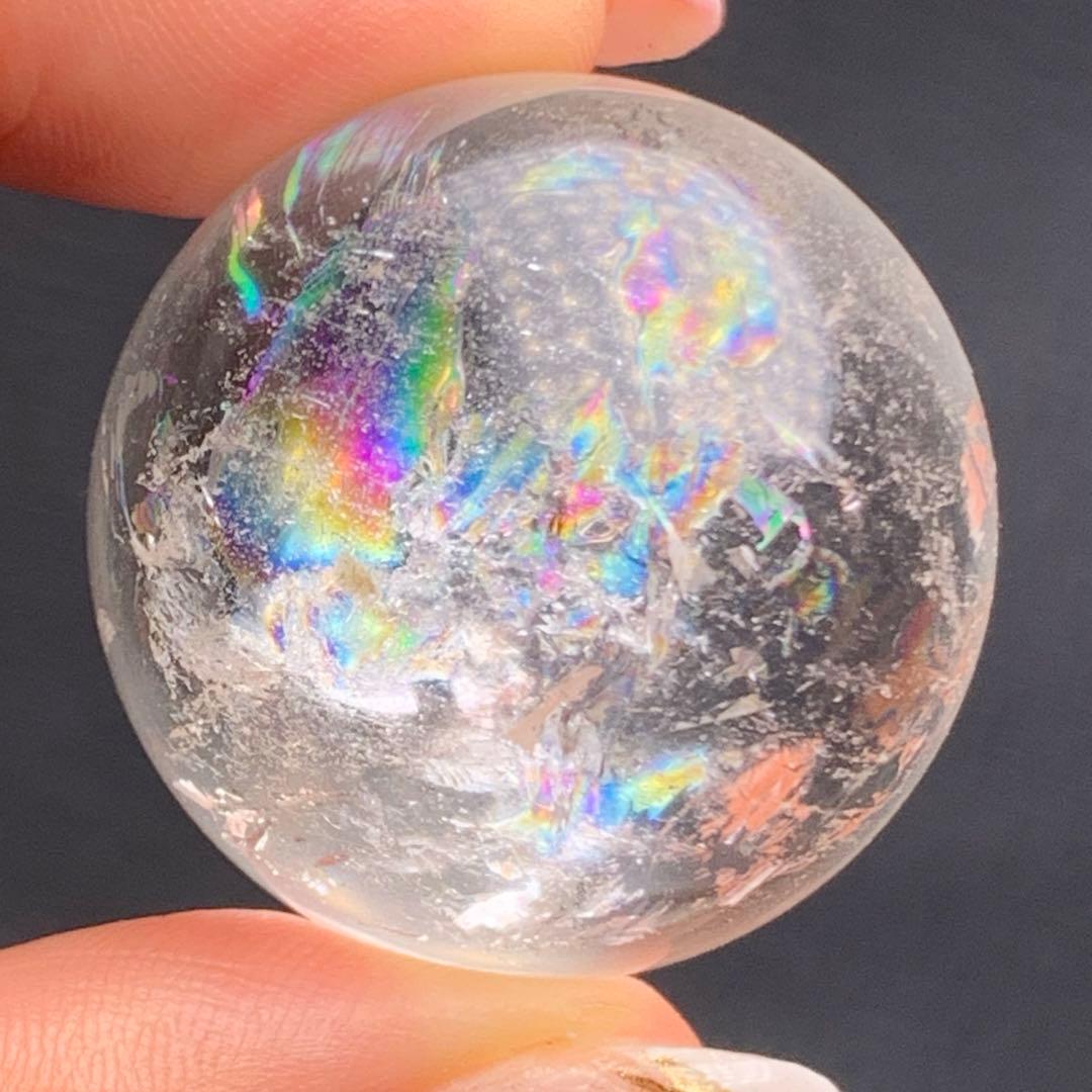 0709143  天然水晶虹入り✨丸玉台付29ミリ