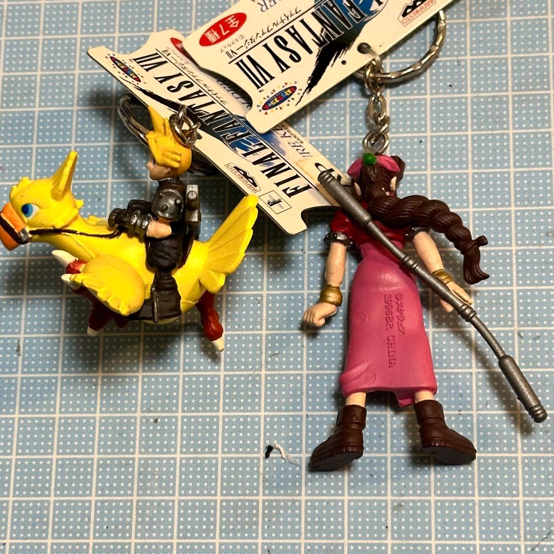 ファイナルファンタジー7 フィギュアキーホルダー クラウド チョコボ