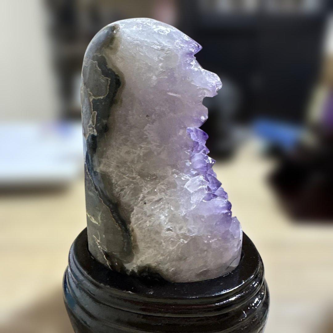 高品質　アメジスト　原石　クラスター　約1.2kg 台座付