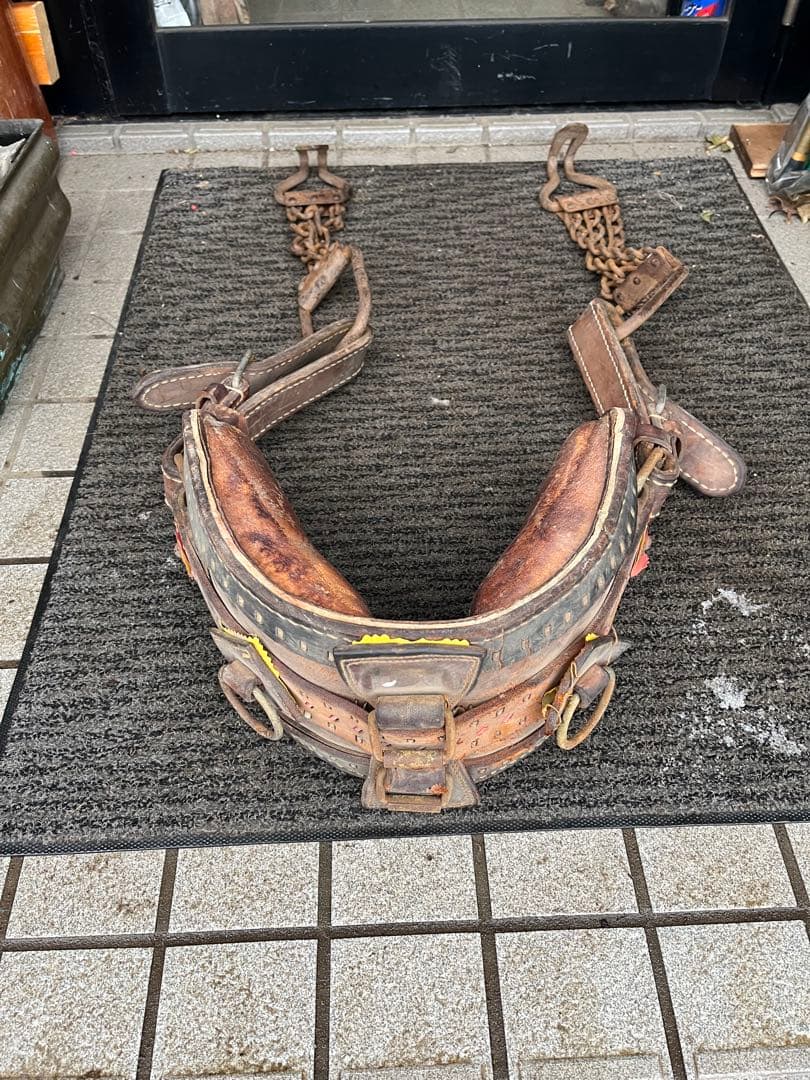 馬具、馬の鞍、馬車の鞍、馬車の革ベルト、馬の革ベルト、ばんえい競馬、番場馬、