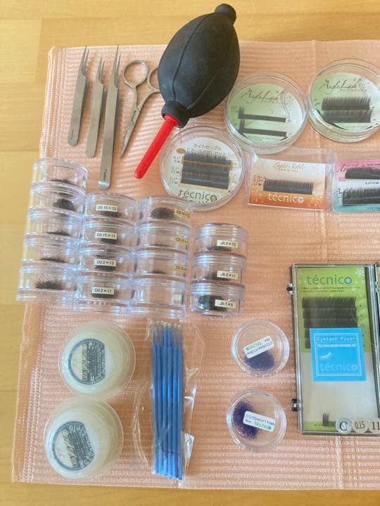 まつ毛エクステ閉店引き上げ品　売り切り