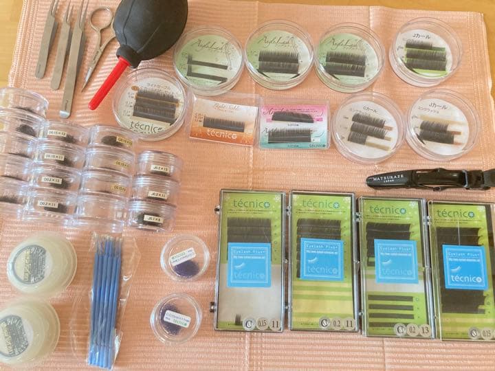 まつ毛エクステ閉店引き上げ品　売り切り