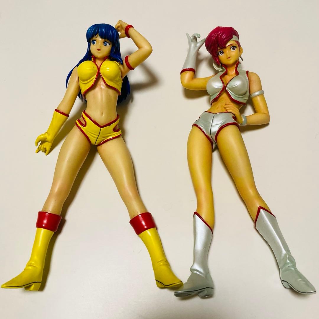 美品✳️ダーティペア『ケイ＆ユリ 1/10 フィギュア WAVE』※不足部品あり