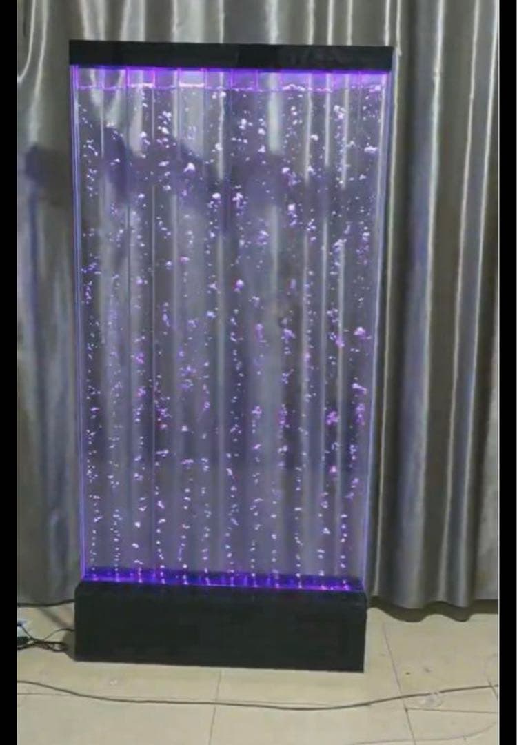 【配送工事費無料】高さ2m『アクアウォーターウォール』　7色に色味の変更が可能