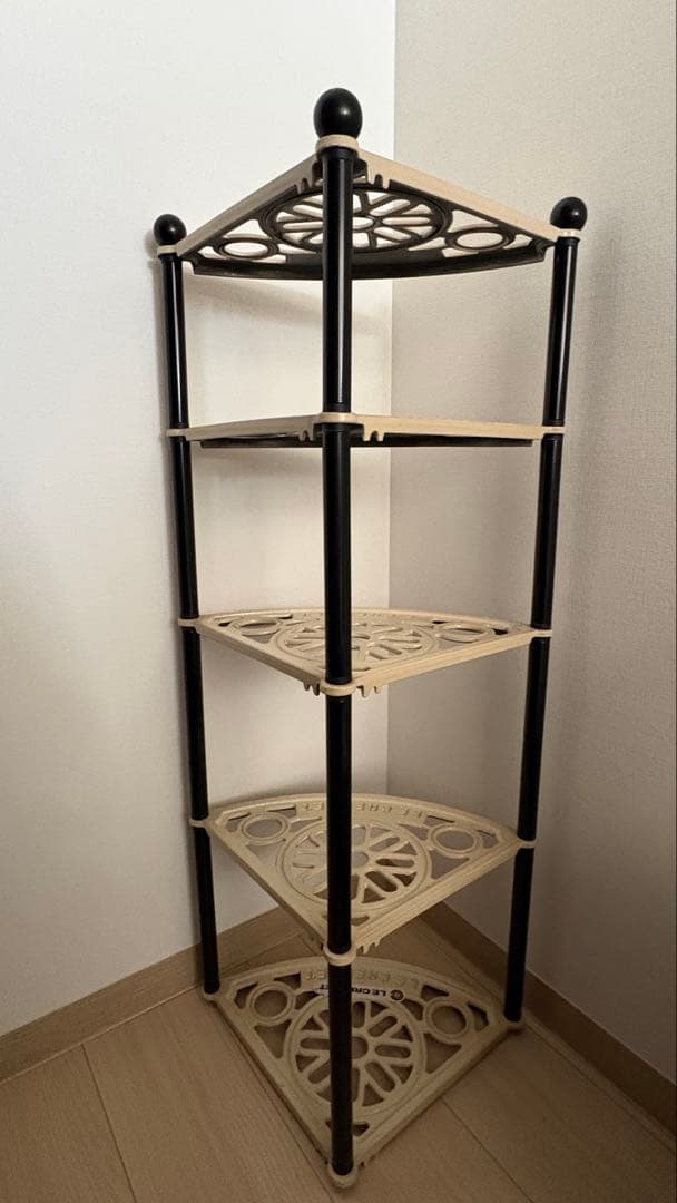 LE CREUSET ル・クルーゼ ポットスタンド ベージュ5段　シェルフ