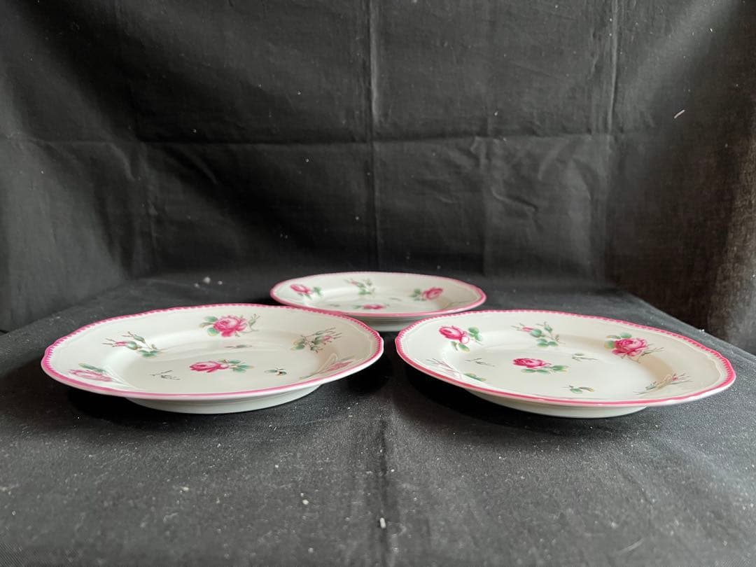 リチャードジノリ　アンティックローズ　プレート　19cm