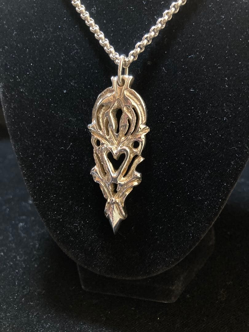 ハートシェイプPendant チェーン付き Silver925