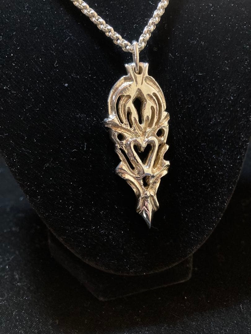 ハートシェイプPendant チェーン付き Silver925