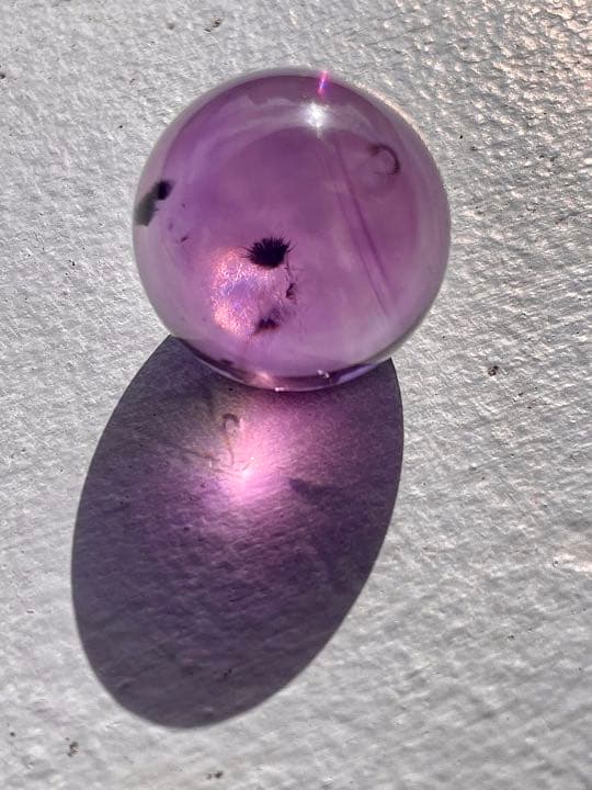 レア　虹入り　ロマネサイトインアメジスト　玉丸　ロマネシュ鉱　天然石　置物　開運