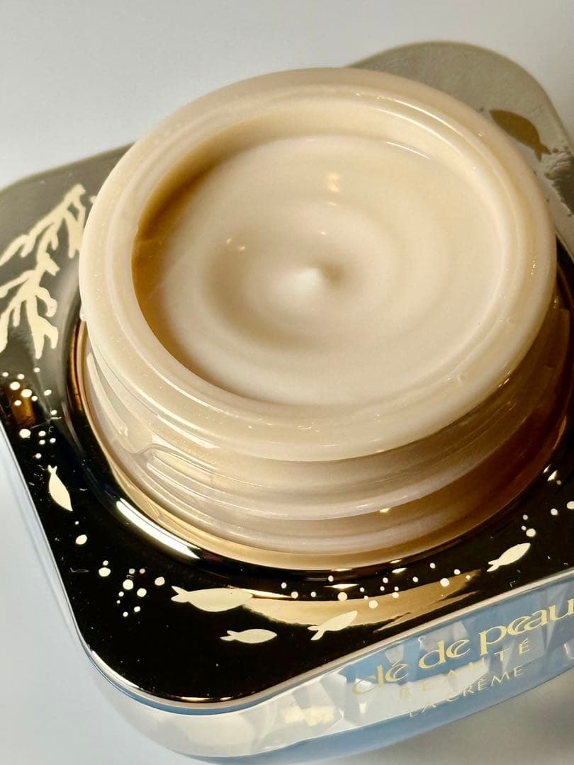 「新品未使用」クレドポーボーテ ラ・クレーム　CPB