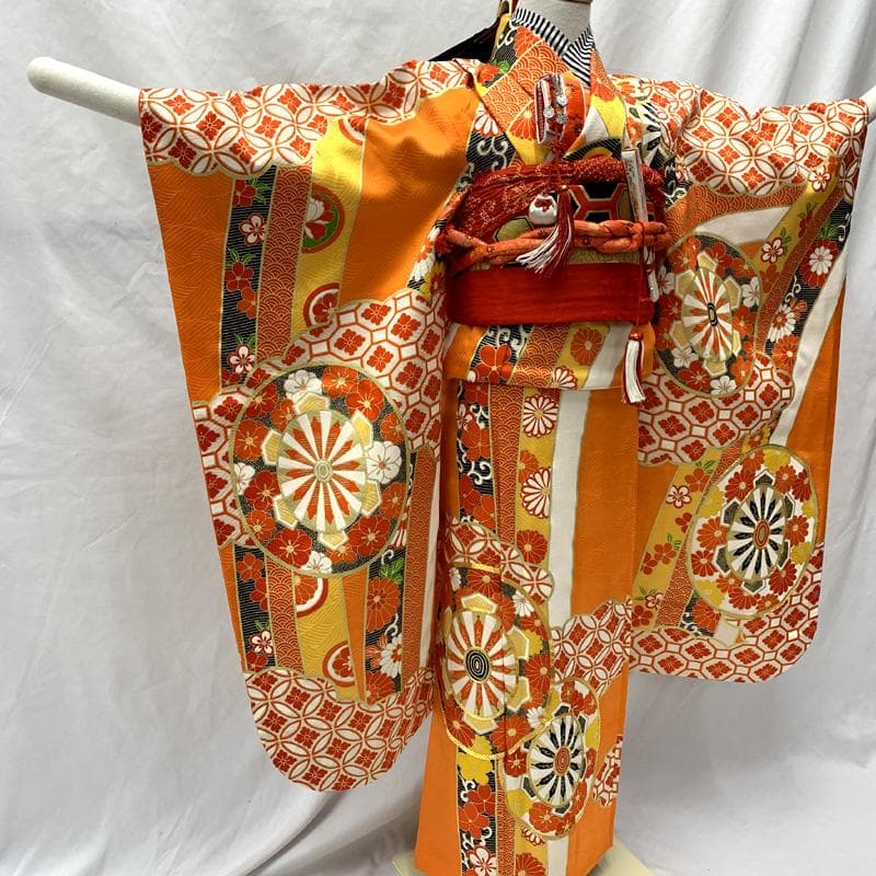 602ag13□七五三 七歳 女児 着物&袋帯 金駒刺繍 源氏車□美品