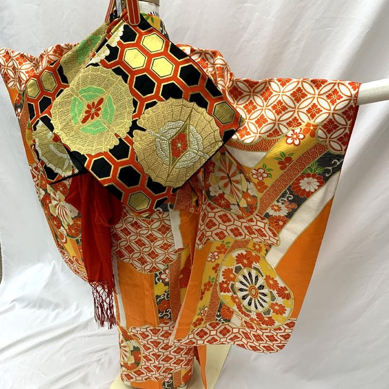 602ag13□七五三 七歳 女児 着物&袋帯 金駒刺繍 源氏車□美品