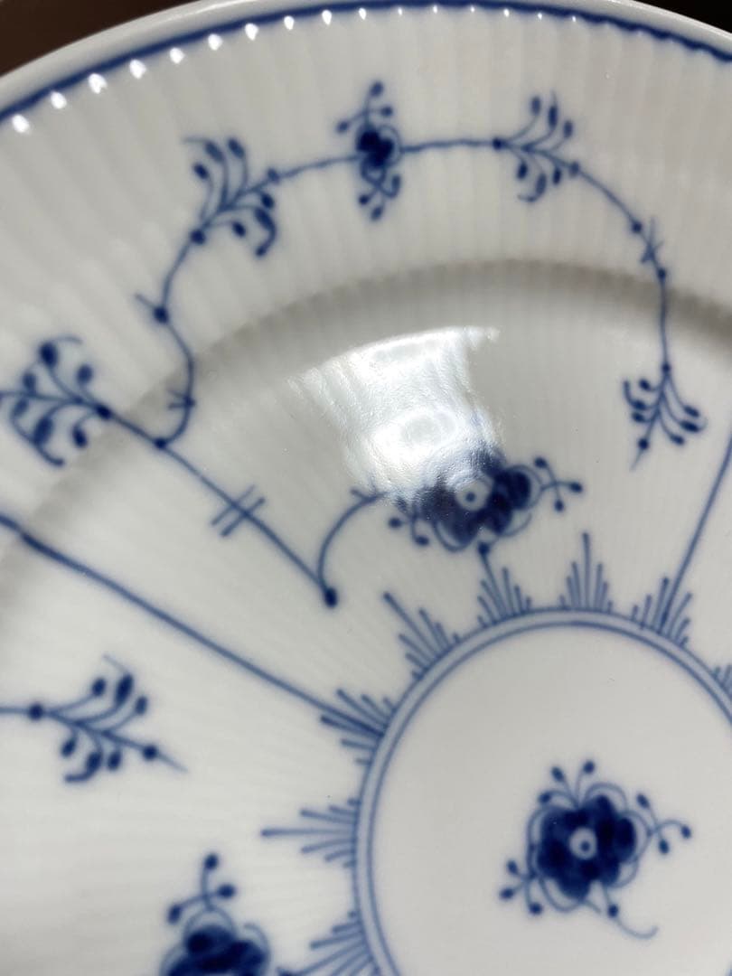 c*1様 ロイヤルコペンハーゲンブルーフルーテッドプレインプレートペア22cB未