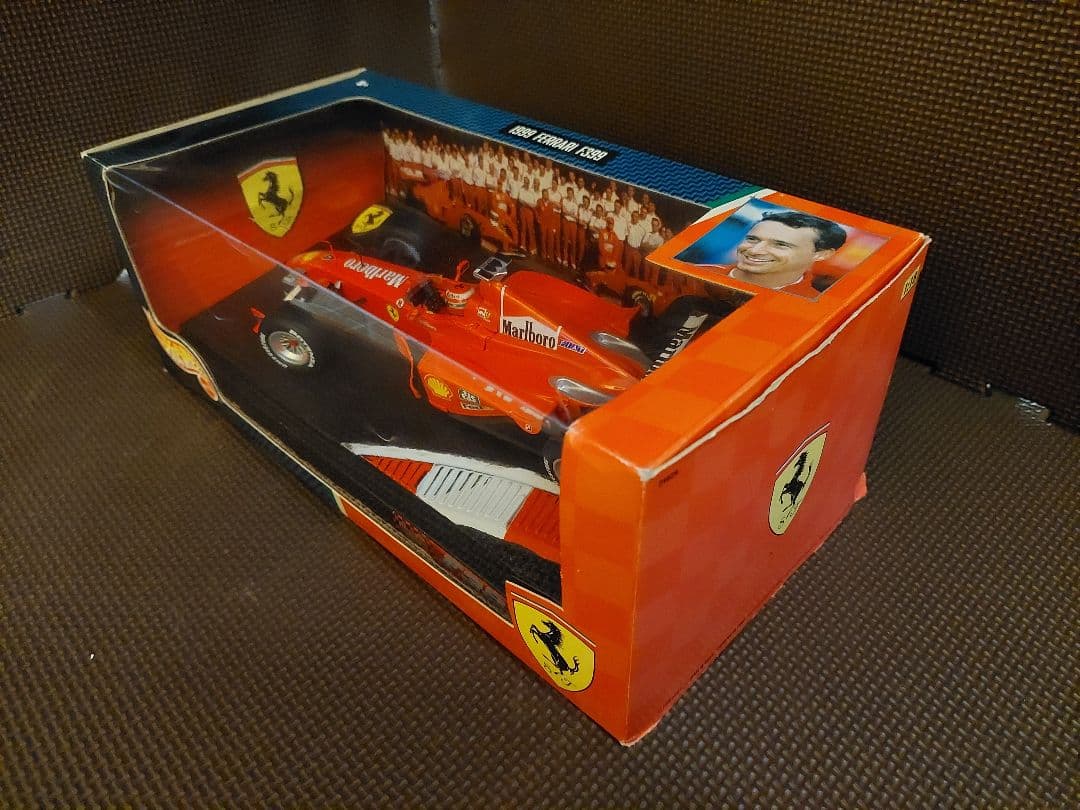 ホットウィール　1/18 フェラーリF399 エディ・アーバイン マルボロロゴ