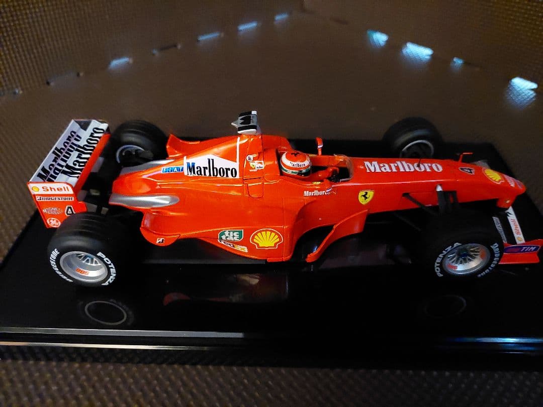 ホットウィール　1/18 フェラーリF399 エディ・アーバイン マルボロロゴ