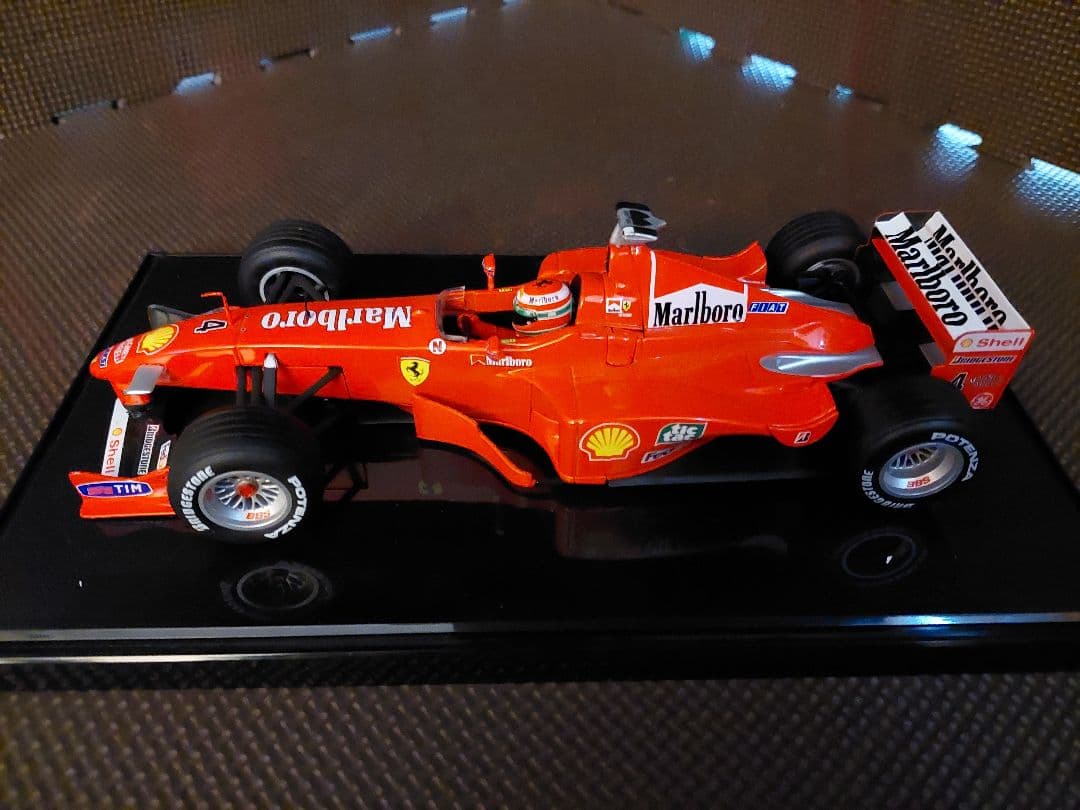 ホットウィール　1/18 フェラーリF399 エディ・アーバイン マルボロロゴ