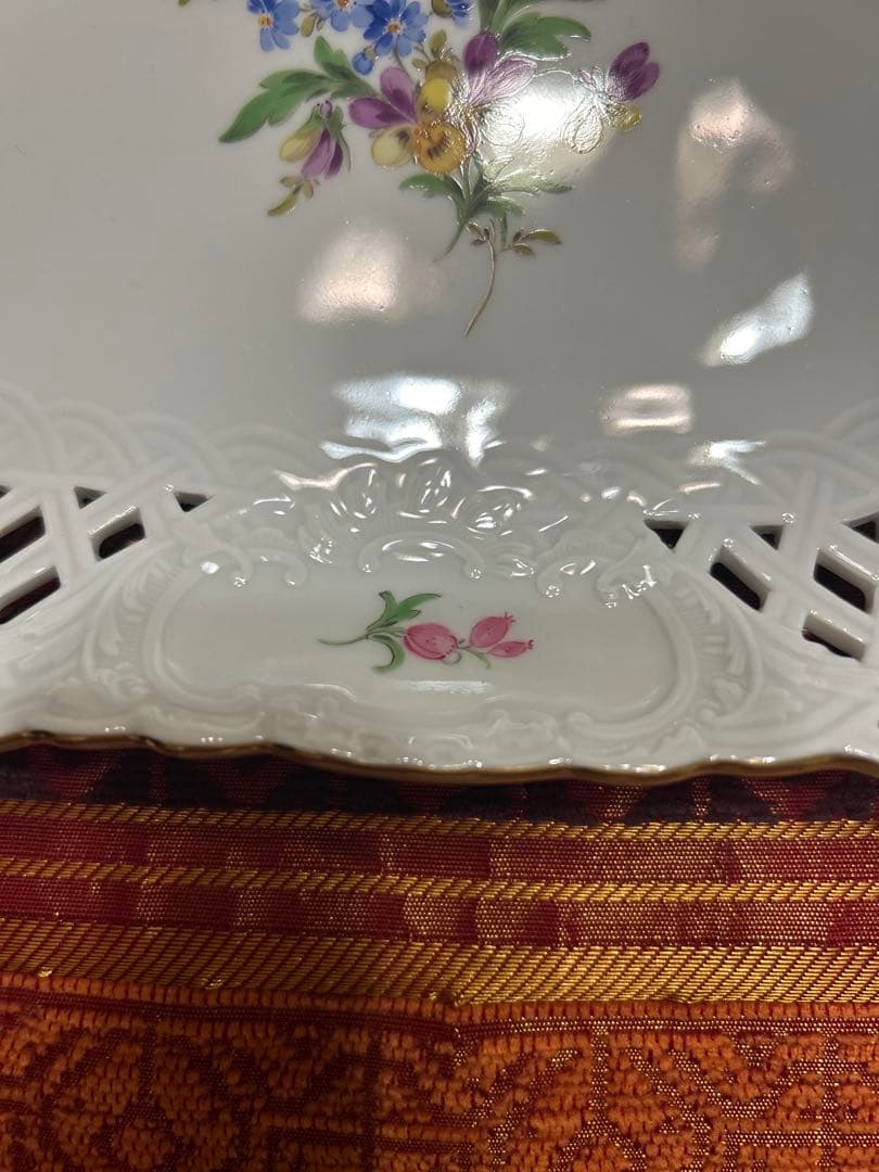 マイセン　スクエア　ベーシックフラワー　三つ花　メッシュ　ボウル　プレート　皿