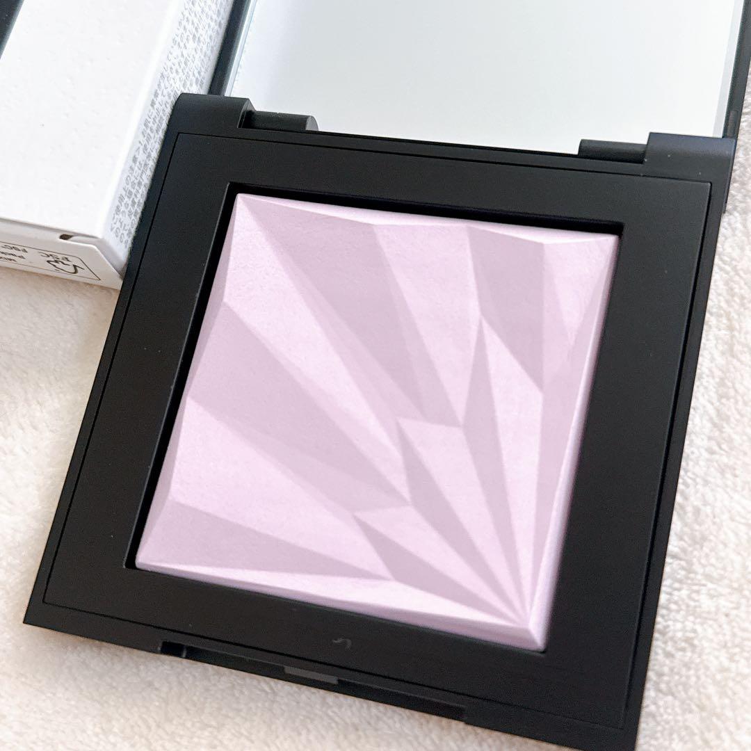 シュウウエムラ　フェイスパウダー