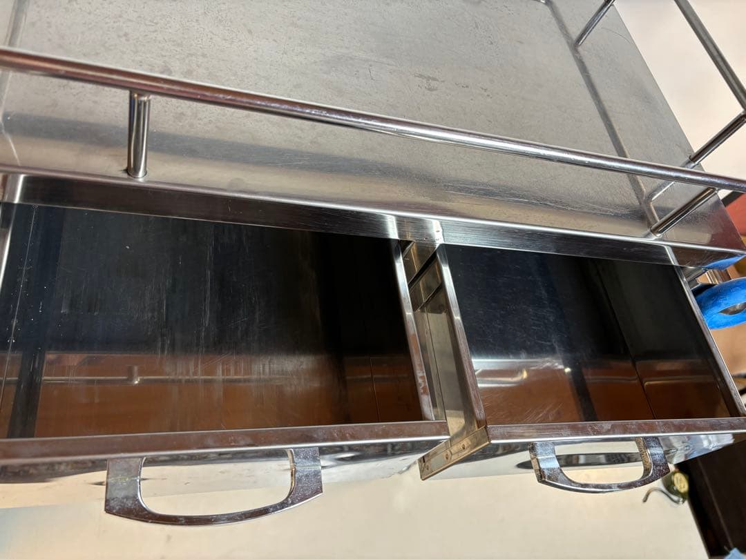 ヒラタニ 回診車 ステンレスワゴン 2段 両開引出し2杯 自在キャスター