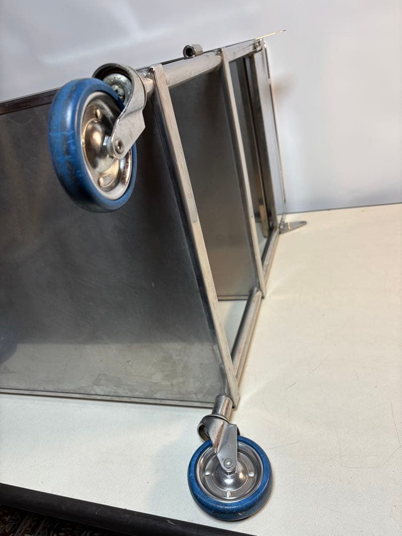 ヒラタニ 回診車 ステンレスワゴン 2段 両開引出し2杯 自在キャスター