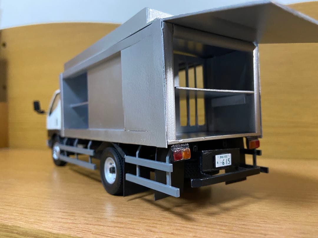 アオシマ 1/32三菱 ふそう キャンター プラモデル - メルカリ