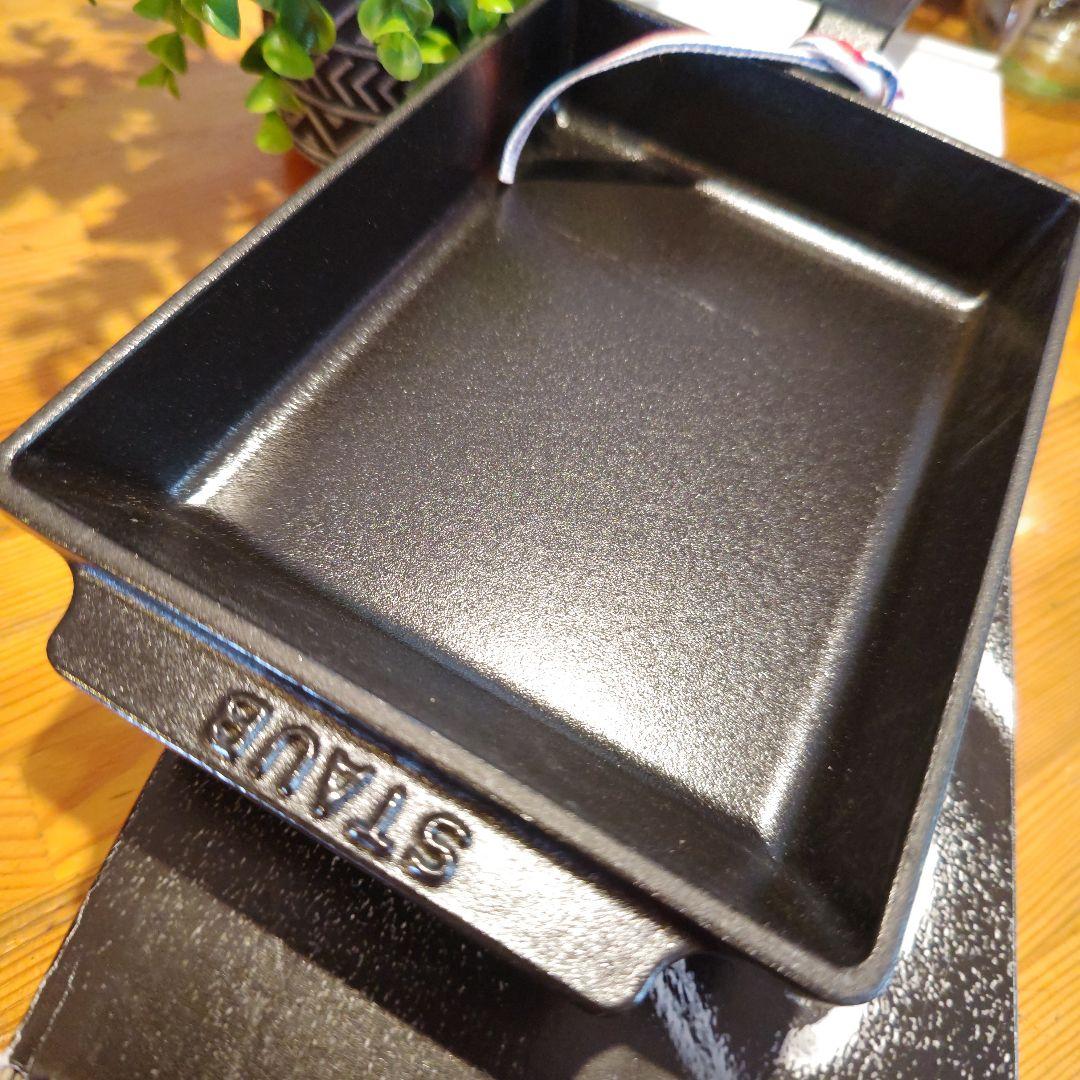 STAUB エッグロールパン